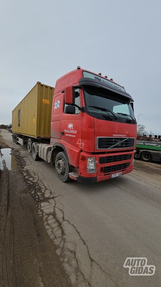 Volvo FH12 2005 m Vilkikas