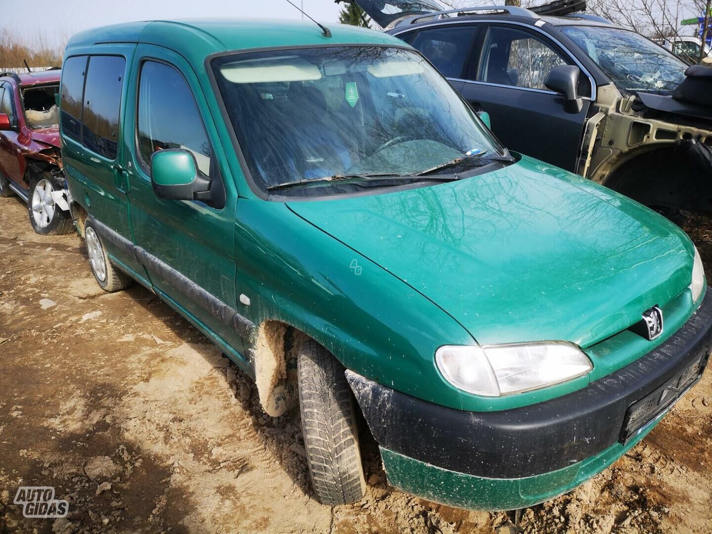 Peugeot Partner 2002 г запчясти