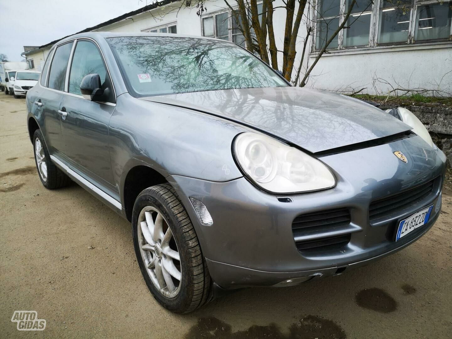 Porsche Cayenne 2004 y parts