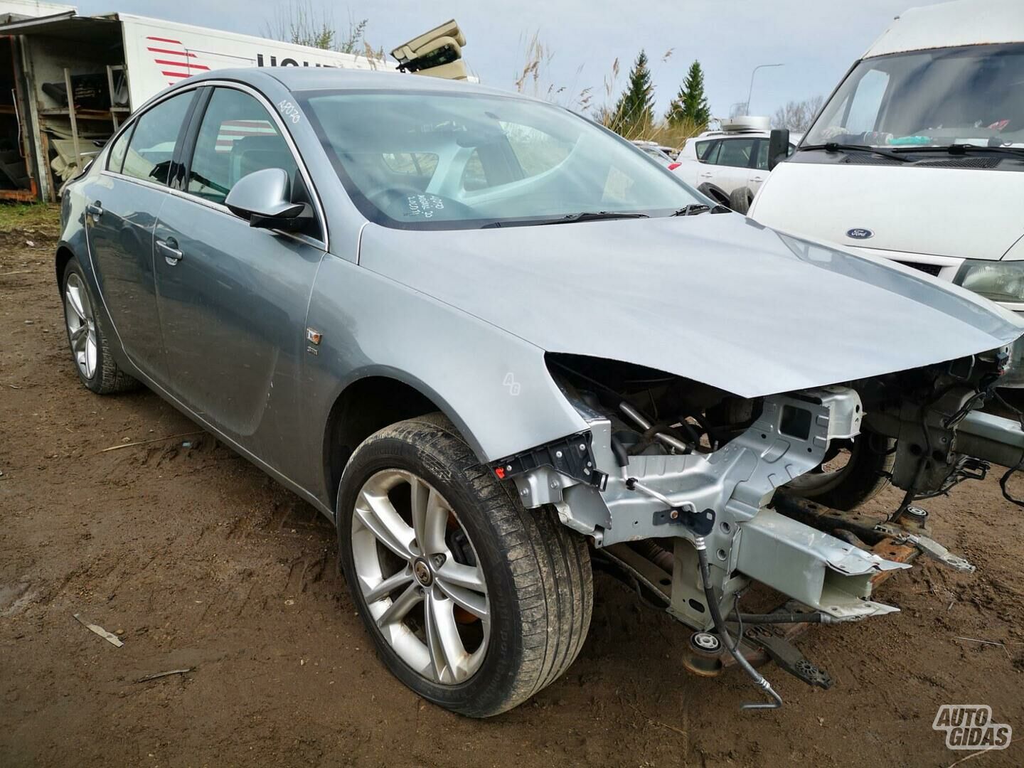 Opel Insignia 2011 y parts