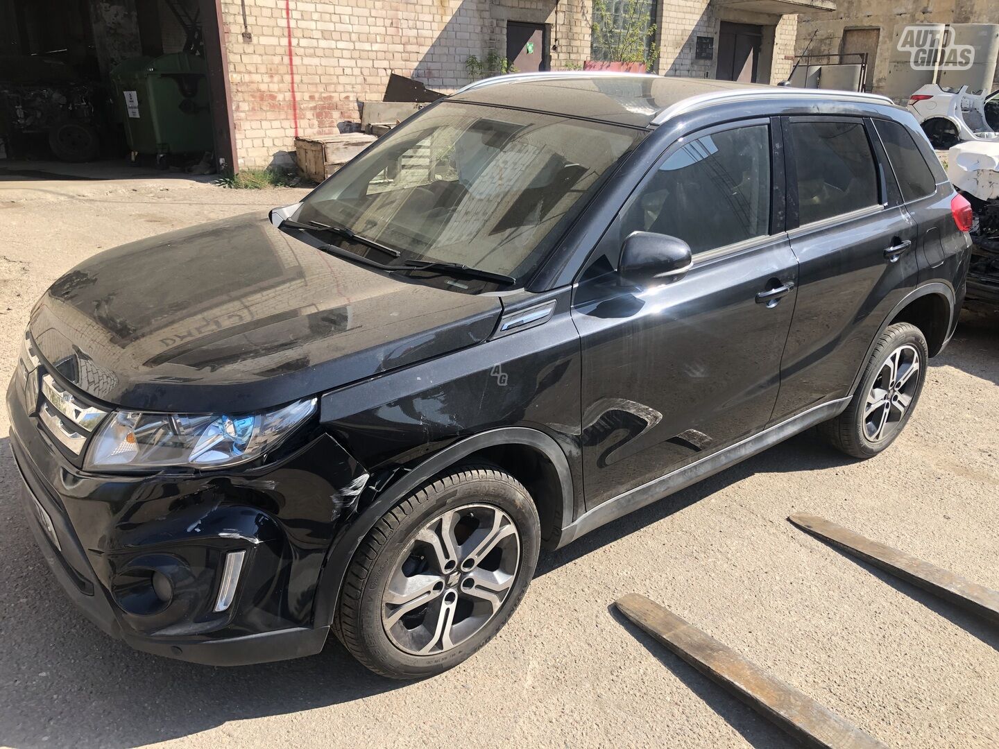 Suzuki Vitara 2017 m dalys