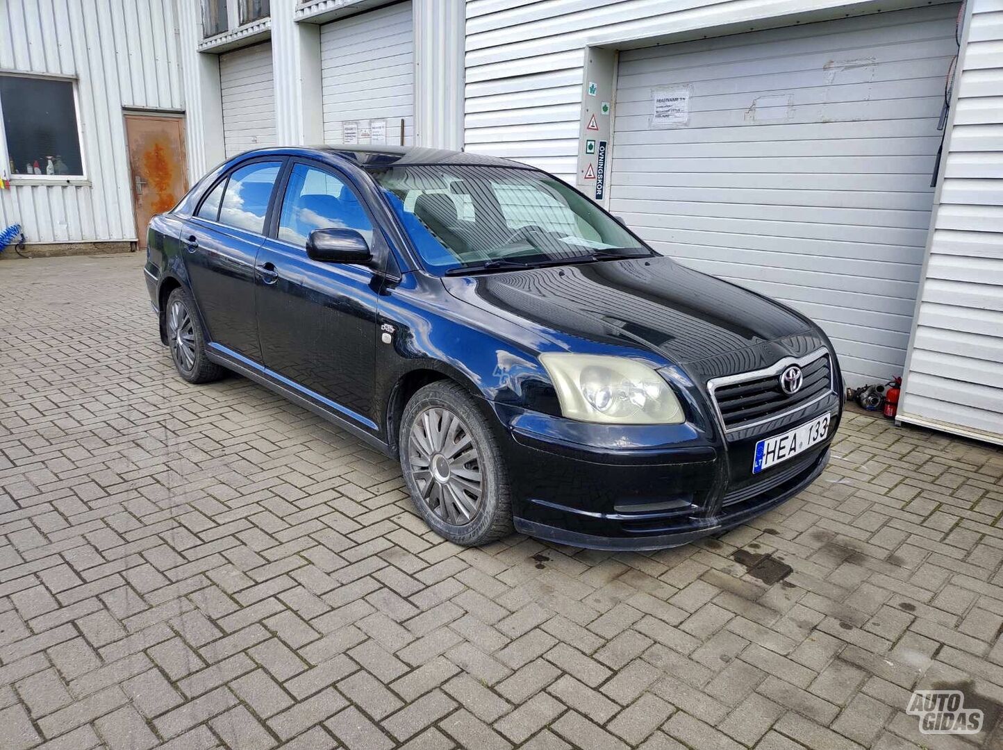 Toyota Avensis D-4D 2004 г