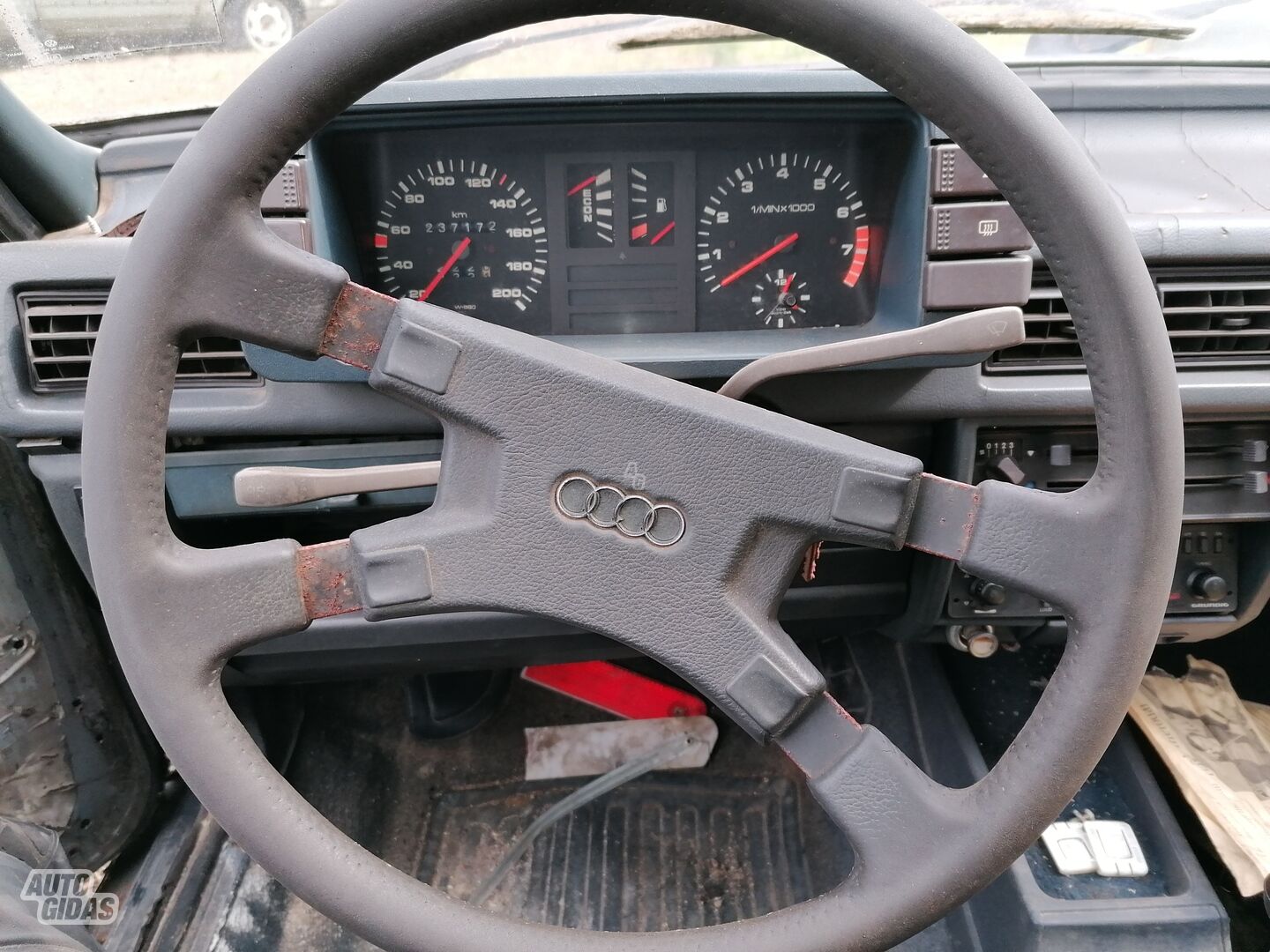 Audi 80 1984 y steering wheels, 855419091C