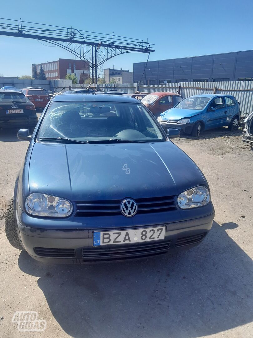 Volkswagen Golf 1999 m dalys