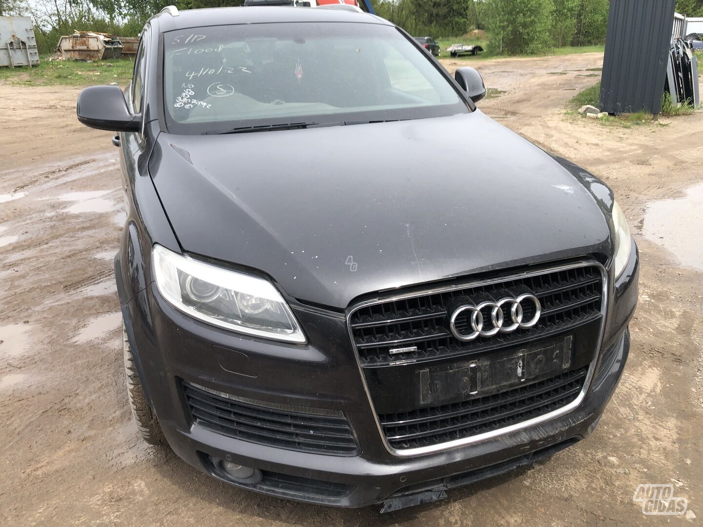 Audi Q7 2009 y parts