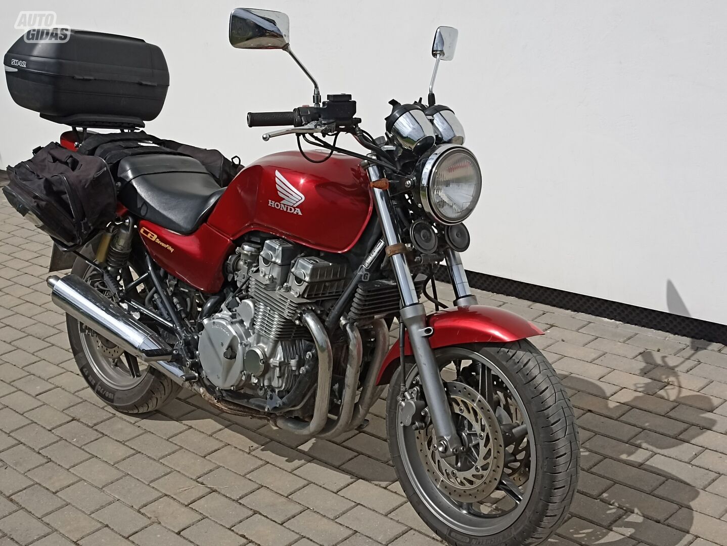 Honda CB 1993 y Classical / Streetbike motorcycle