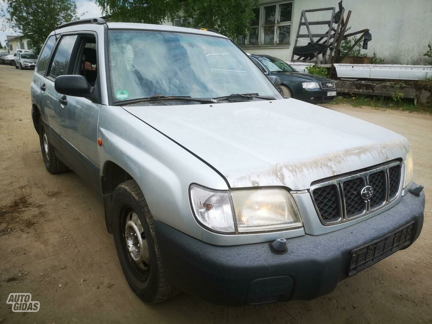 Subaru Forester 2001 y parts