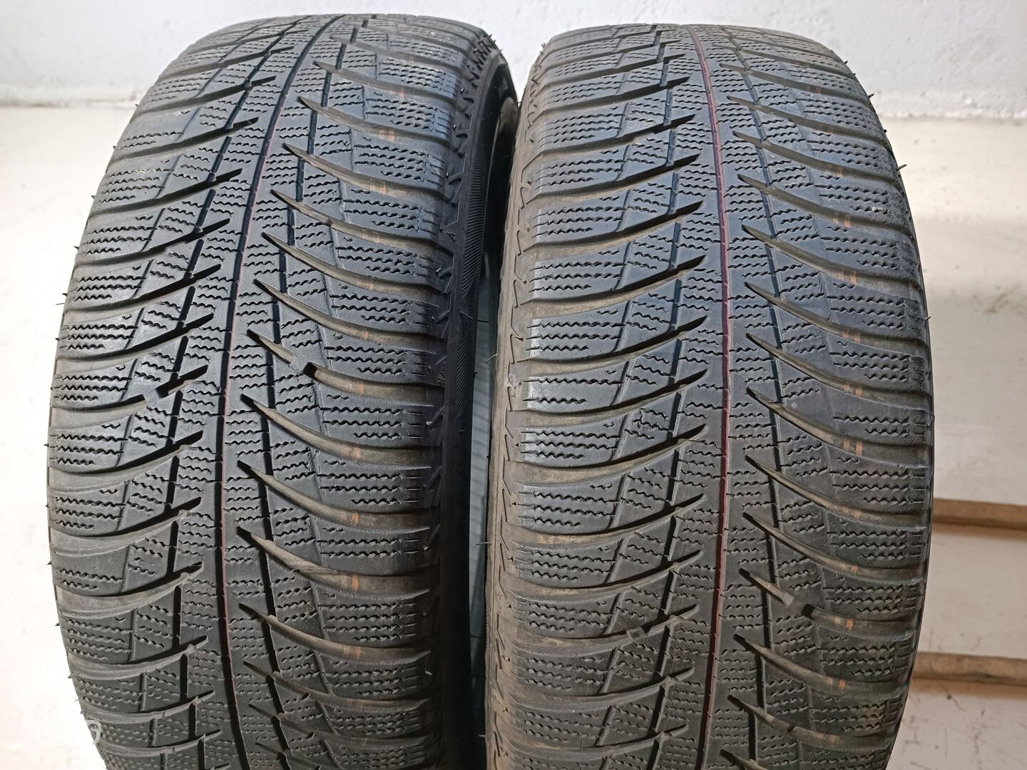Bridgestone 4-5mm R15 universal tyres passanger car