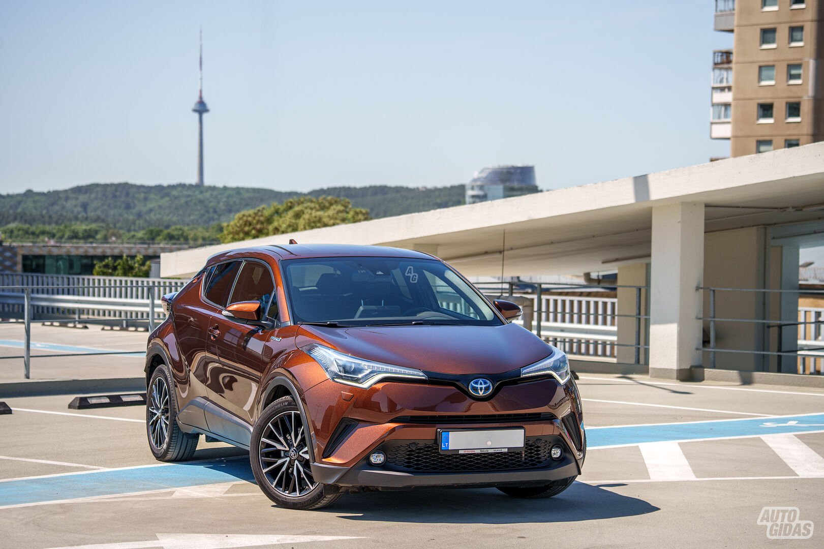 Toyota C-HR Hybrid 2017 y