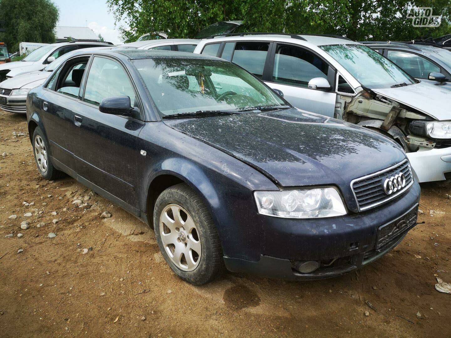 Audi A4 2001 г запчясти