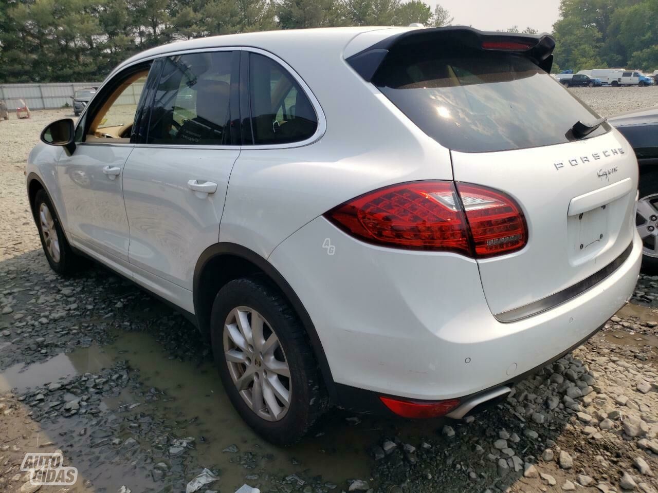 Porsche Cayenne 2011 y parts