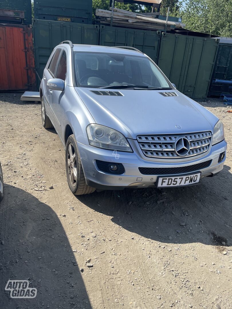 Mercedes-Benz Ml 320 W164 2007 y parts