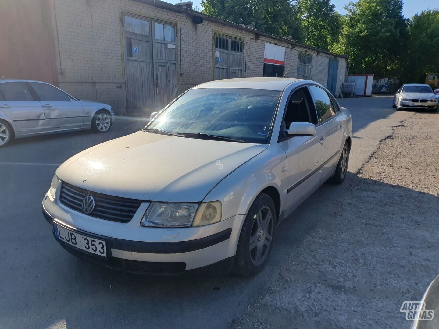 Volkswagen Passat 1.9 DYZELIS  85 KW 2000 y parts