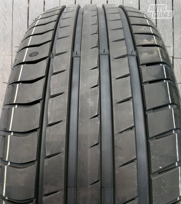 Triangle TH202 R18 summer tyres passanger car