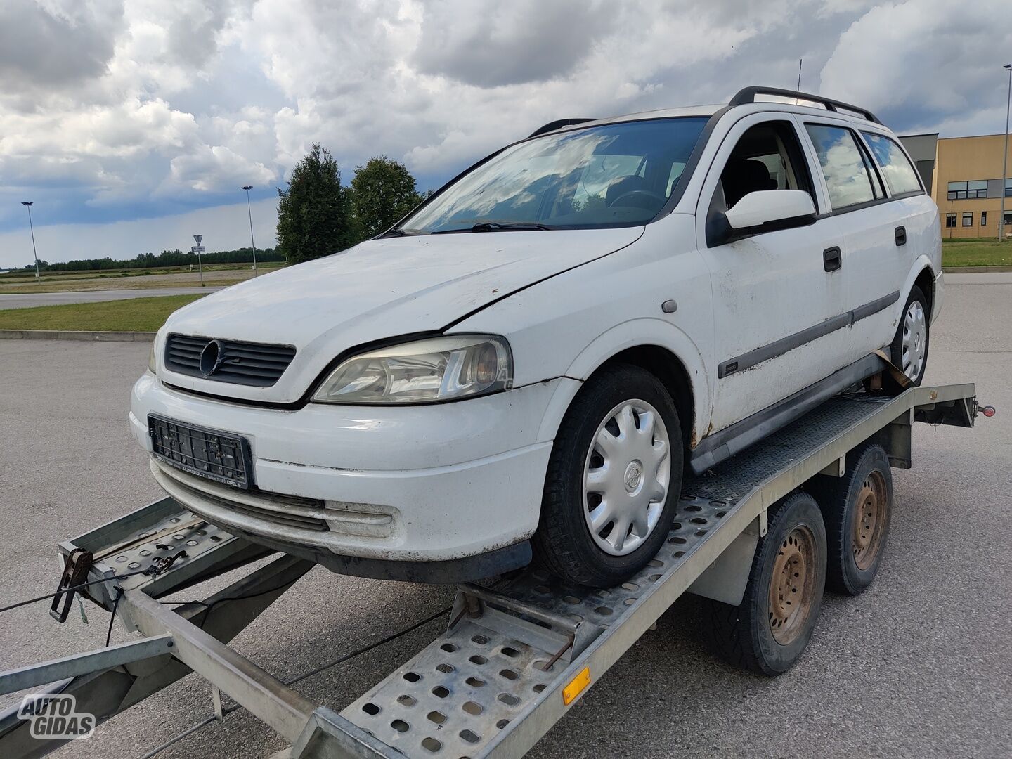 Opel Astra 2000 y parts