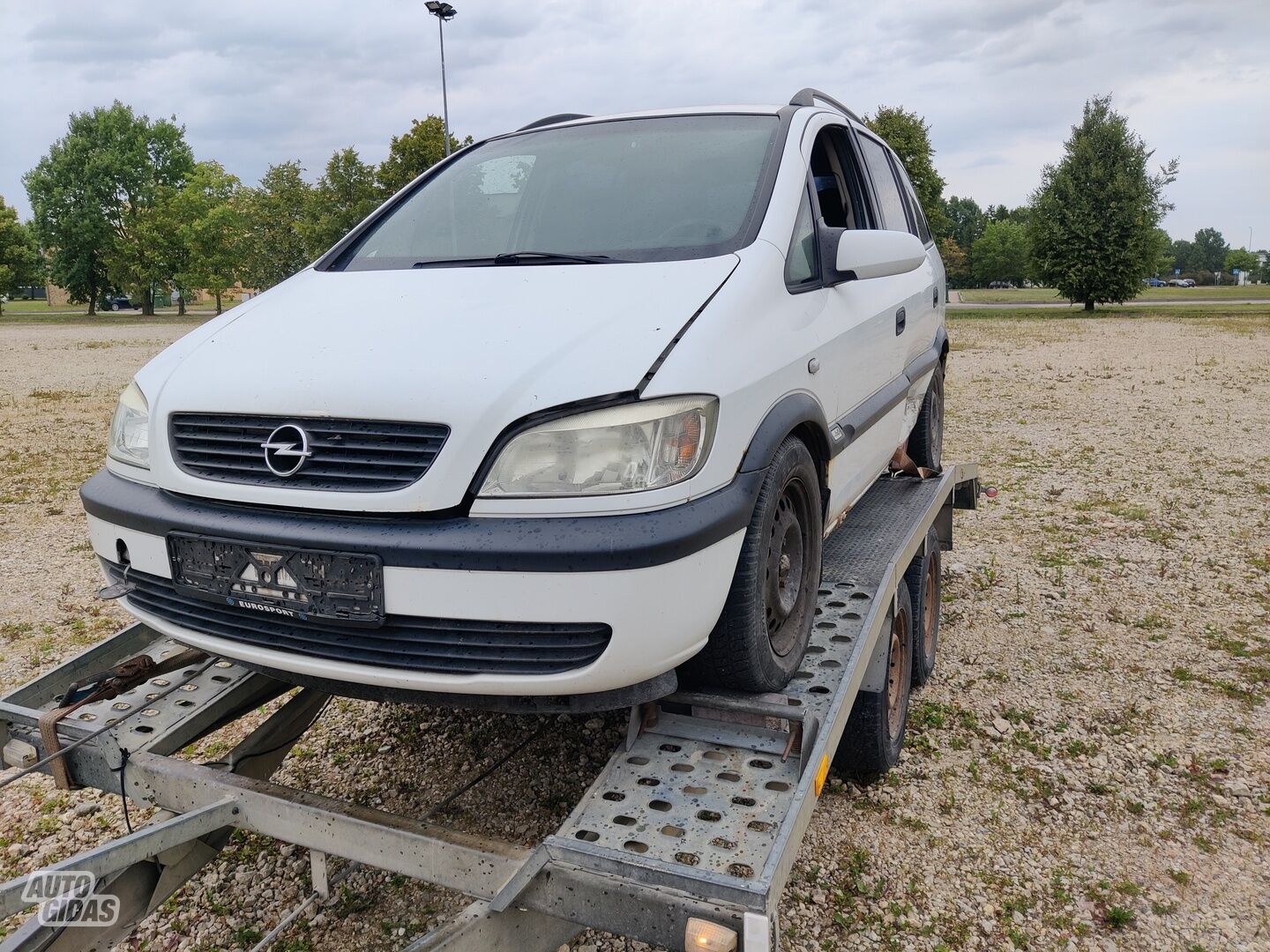 Opel Zafira 2003 m dalys