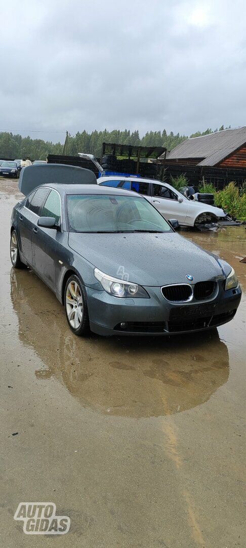 Bmw 530 2005 y parts