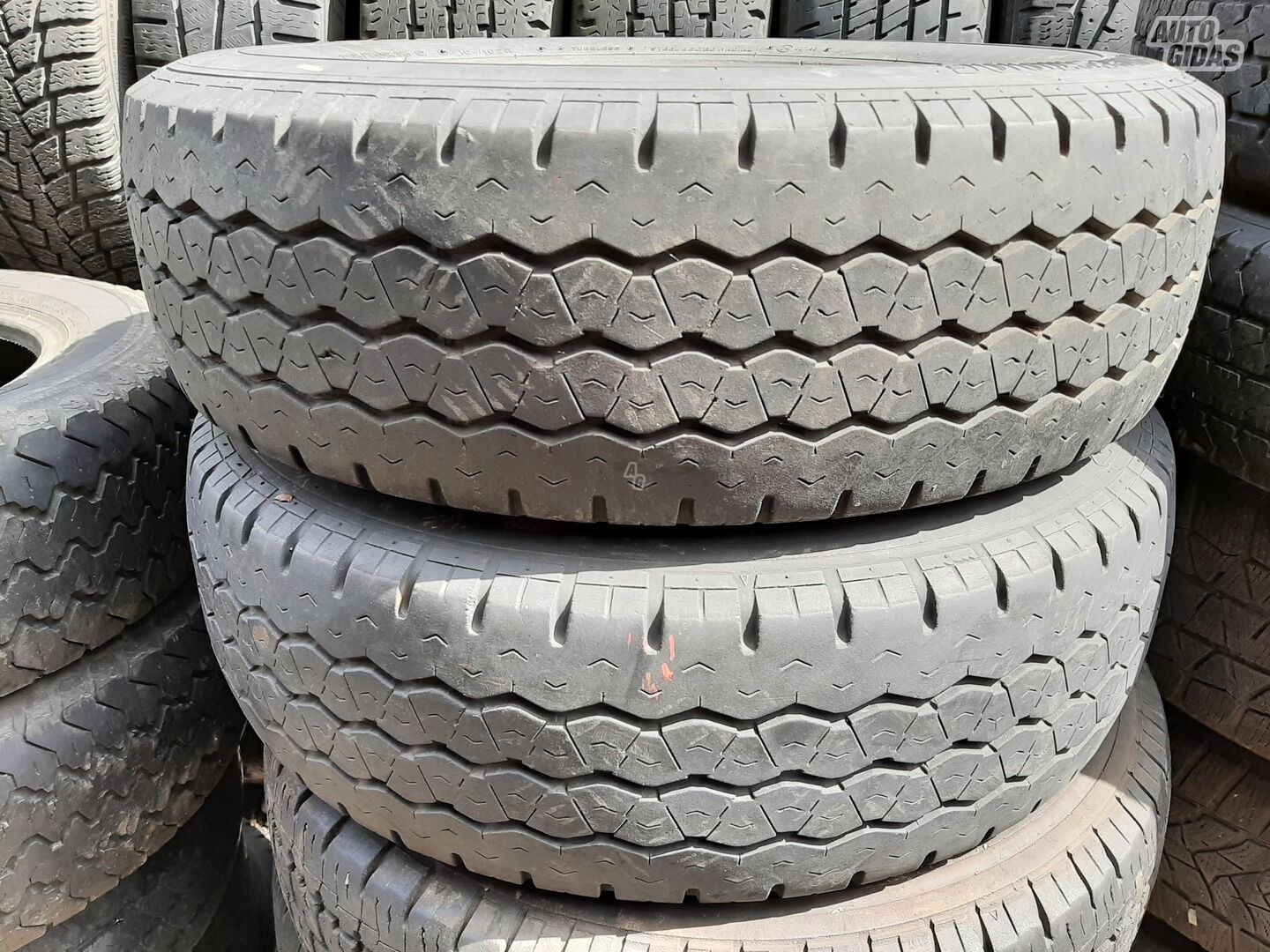 Bridgestone R15C summer tyres minivans