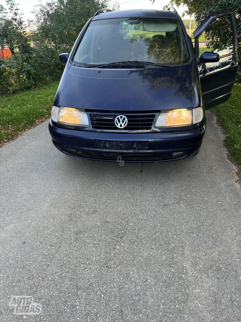 Volkswagen Sharan 2000 г запчясти