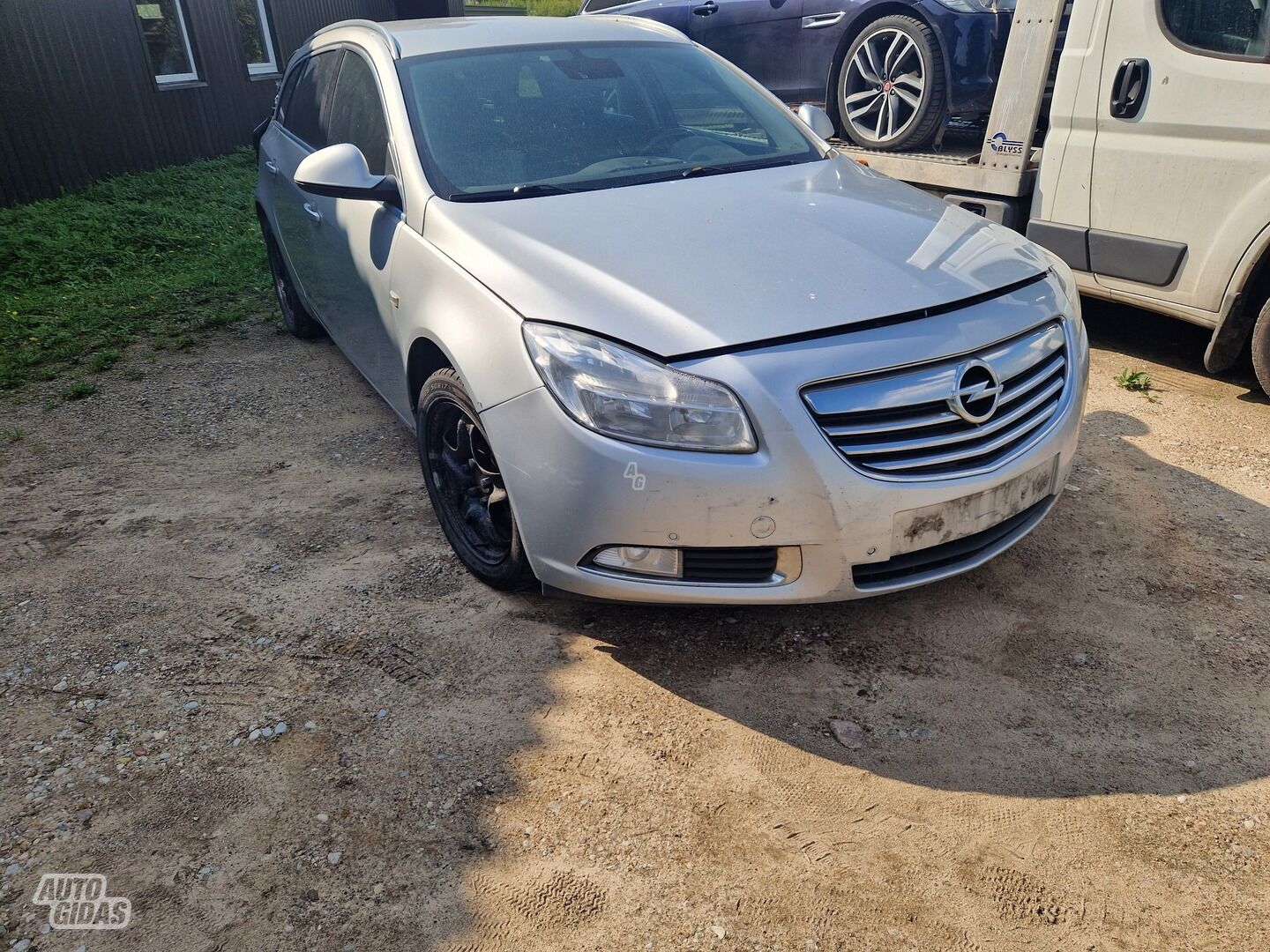 Opel Insignia 2011 г запчясти