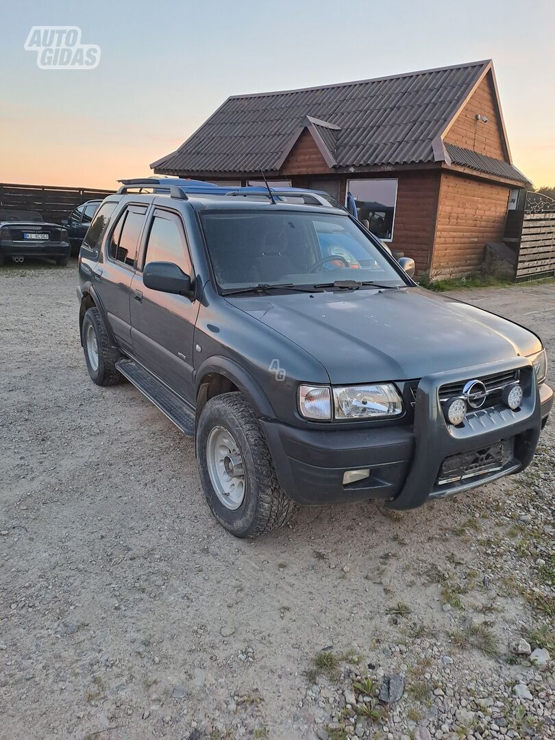 Opel Frontera 2003 y parts