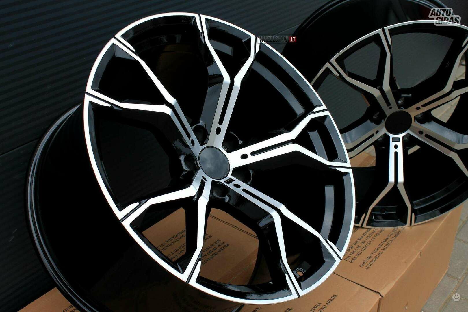 741M Style Black Polished rims