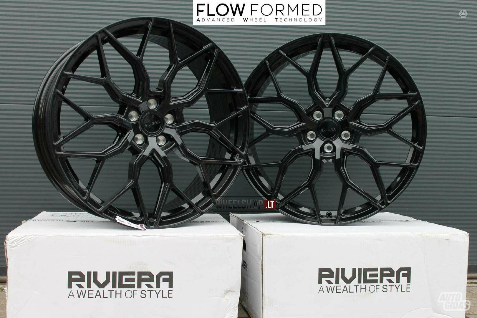 RF108 Gloss Black Flow Formed rims