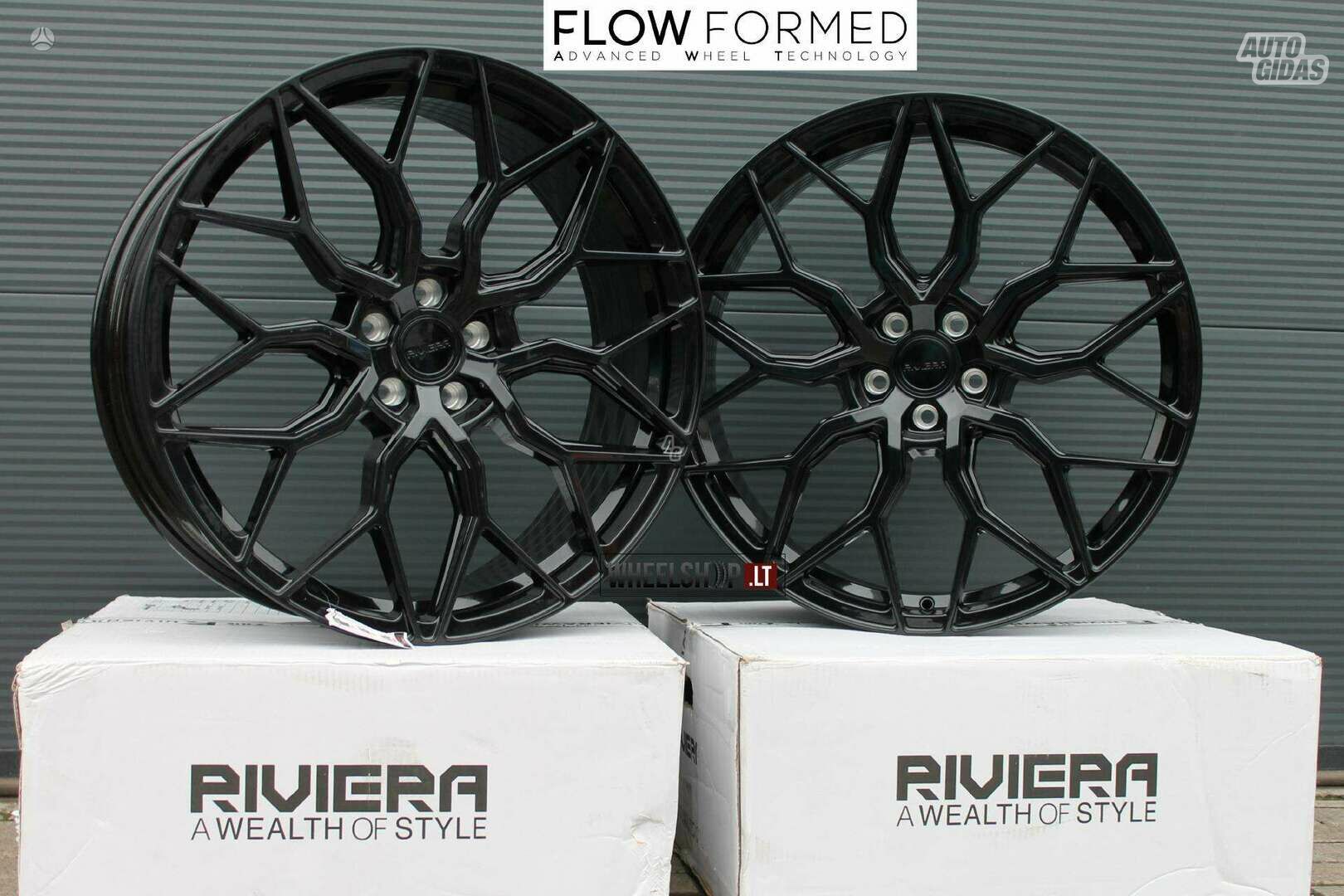 RF108 Gloss Black Flow Formed rims