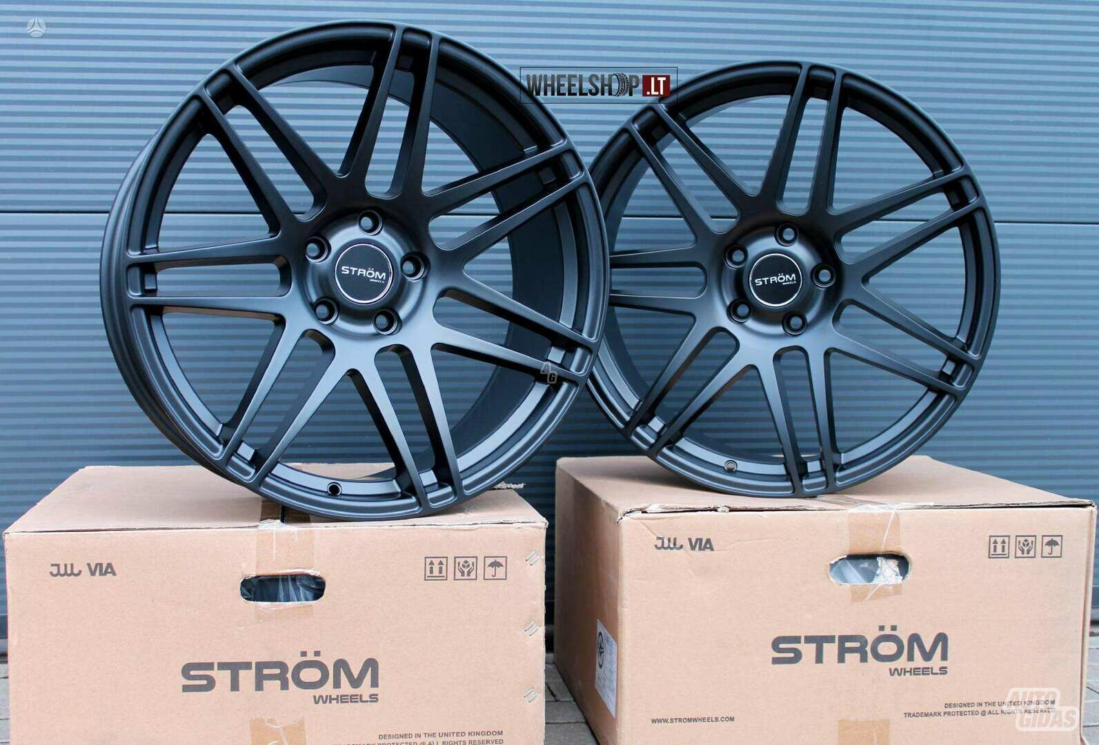 STR3 Satin Black rims