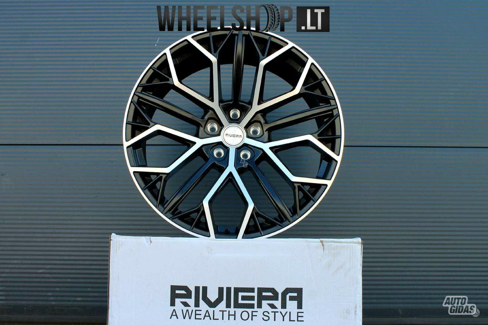 RV198 Matt Black Polished rims