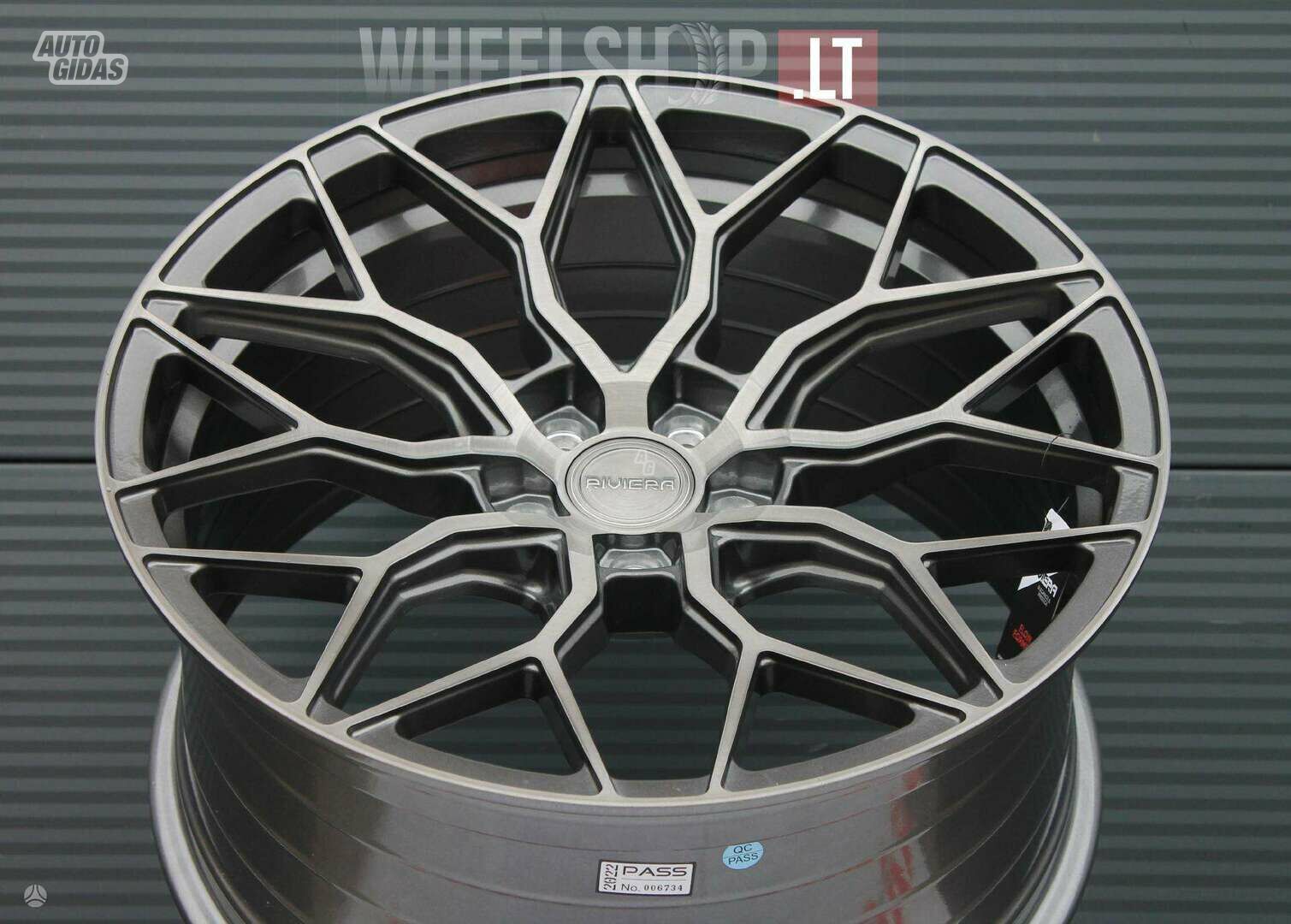 RF108 Carbon Grigio rims