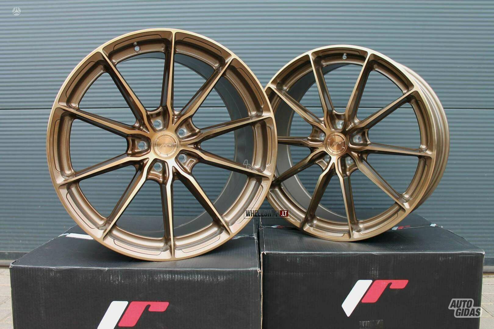 JR37 Bronze rims