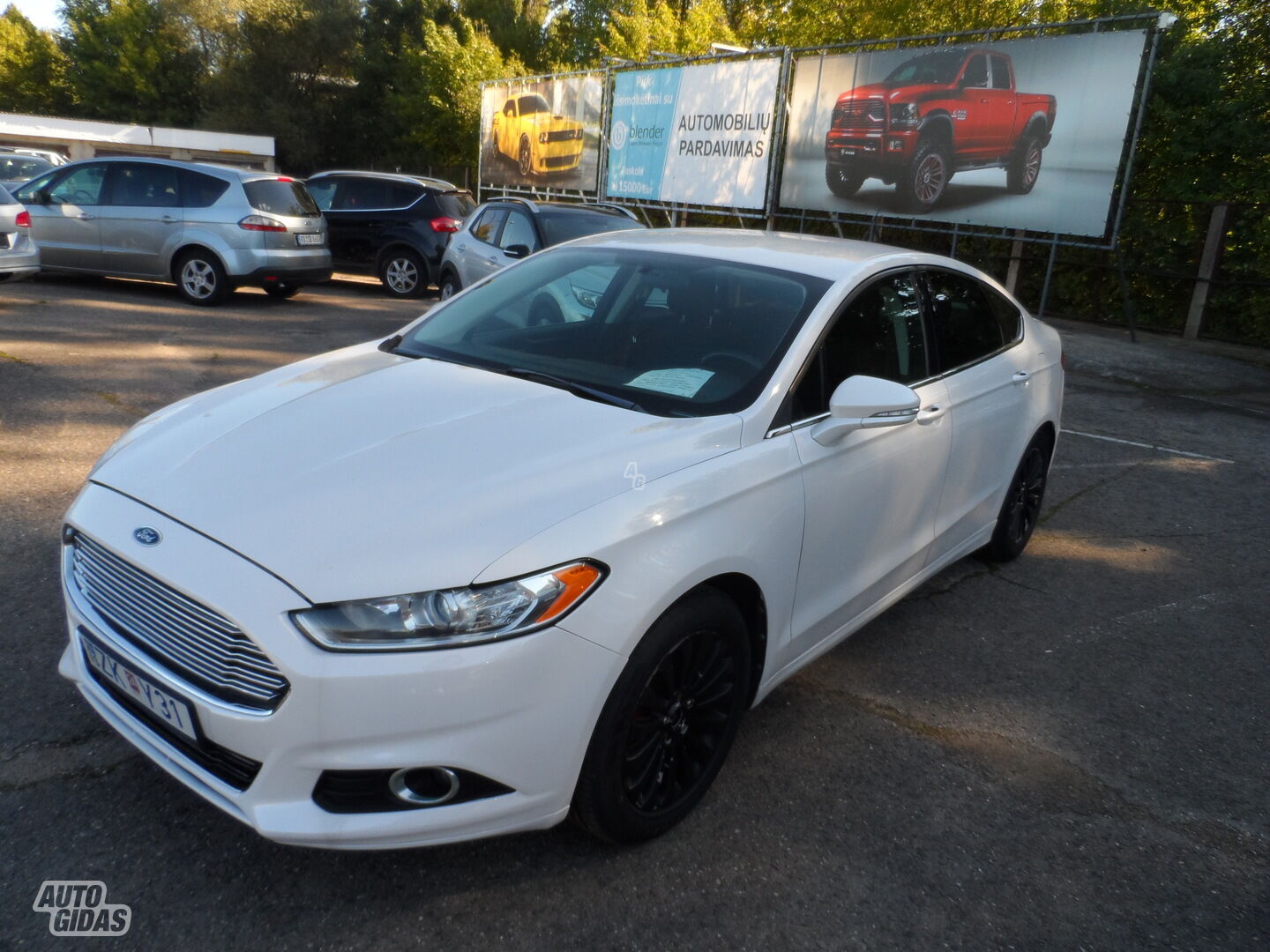Ford Mondeo 2013 г Седан