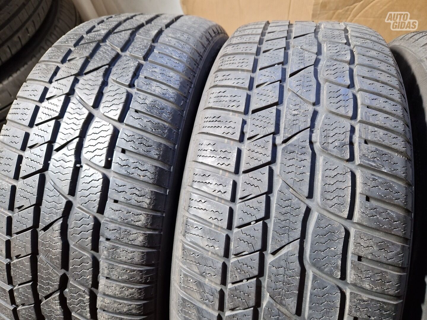 Continental 5-6mm R18 universal tyres passanger car