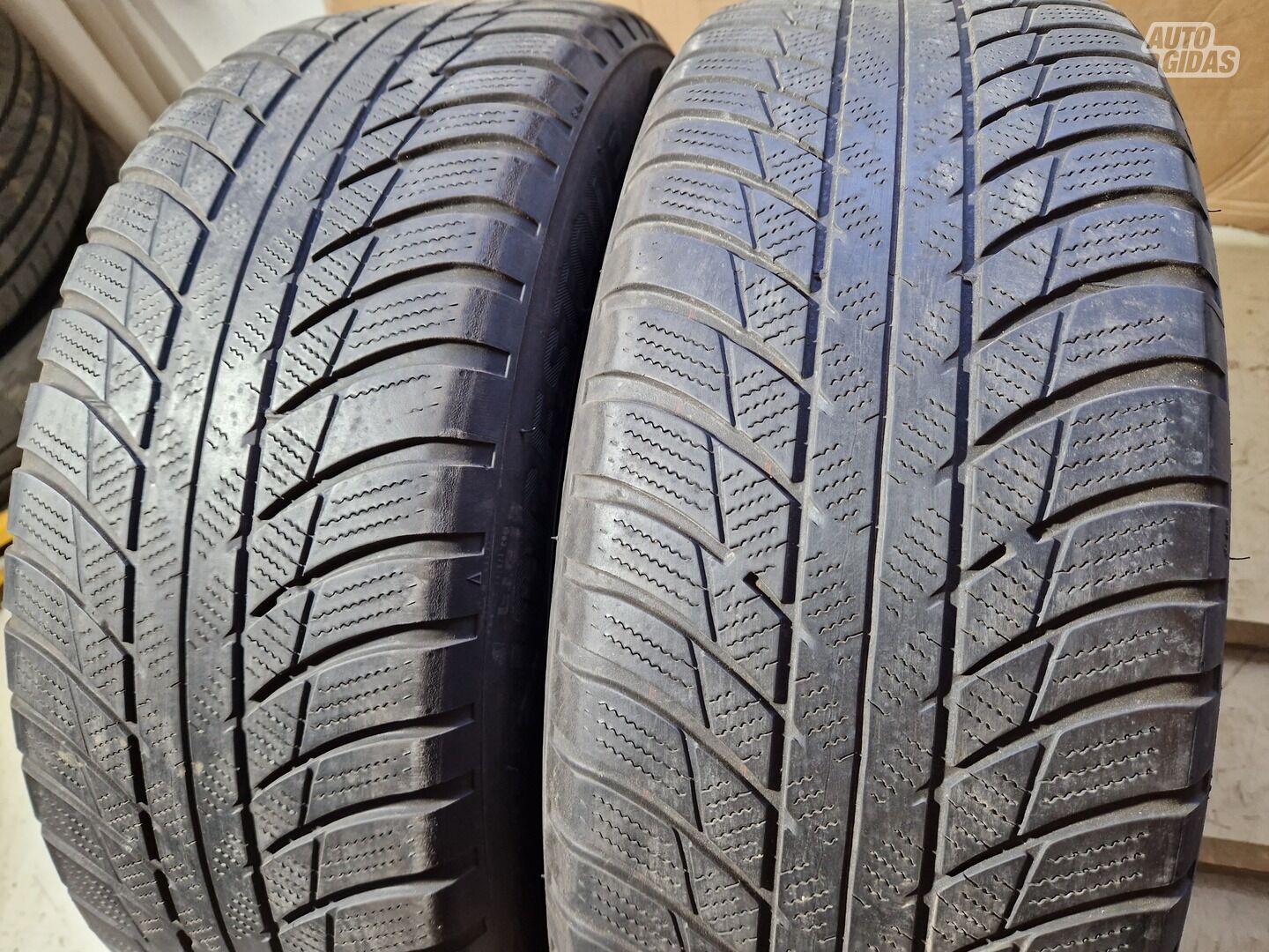 Bridgestone 4mm, 2019m R16 universalios padangos lengviesiems