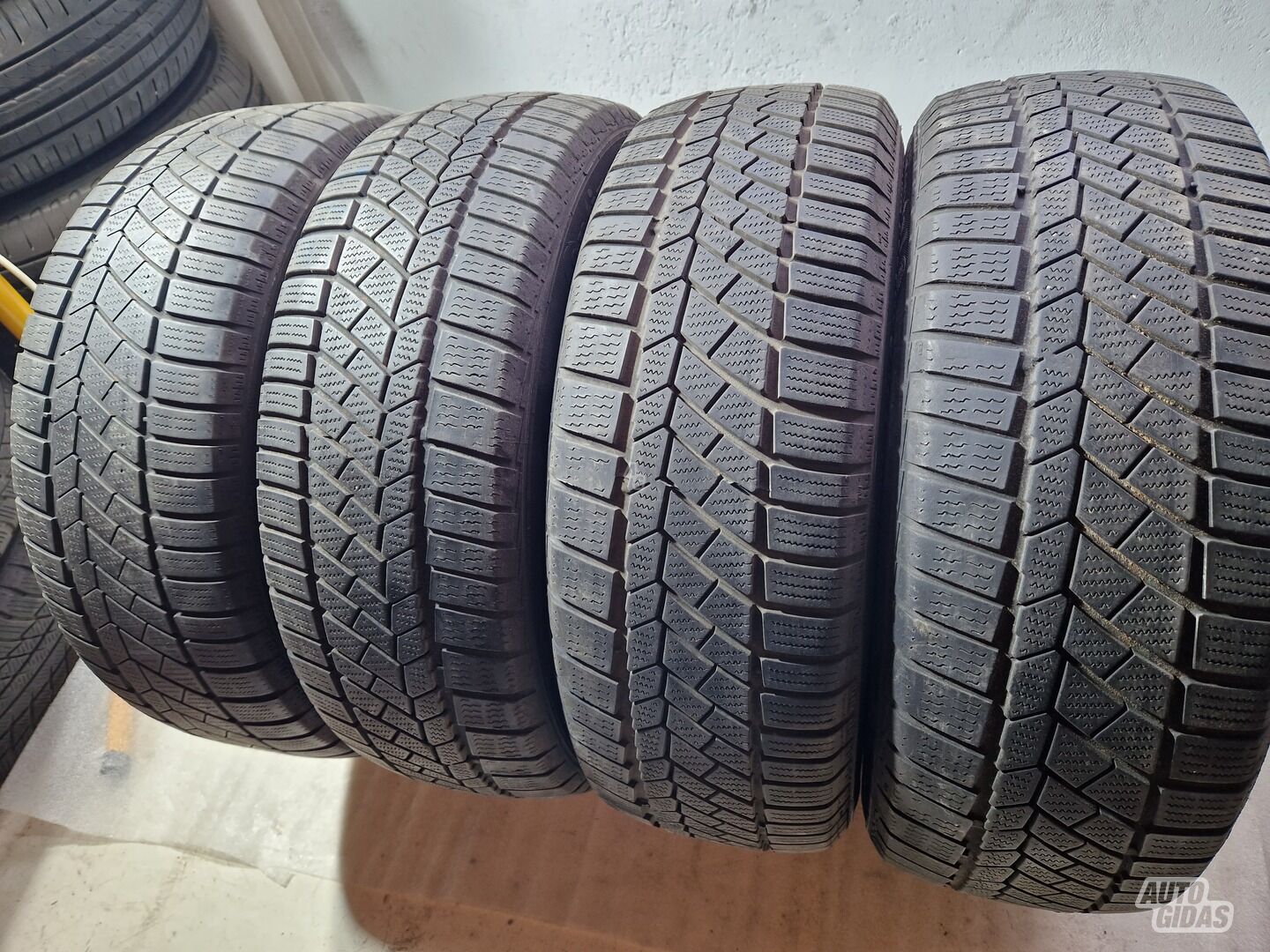 Continental 5-6mm R16 winter tyres passanger car