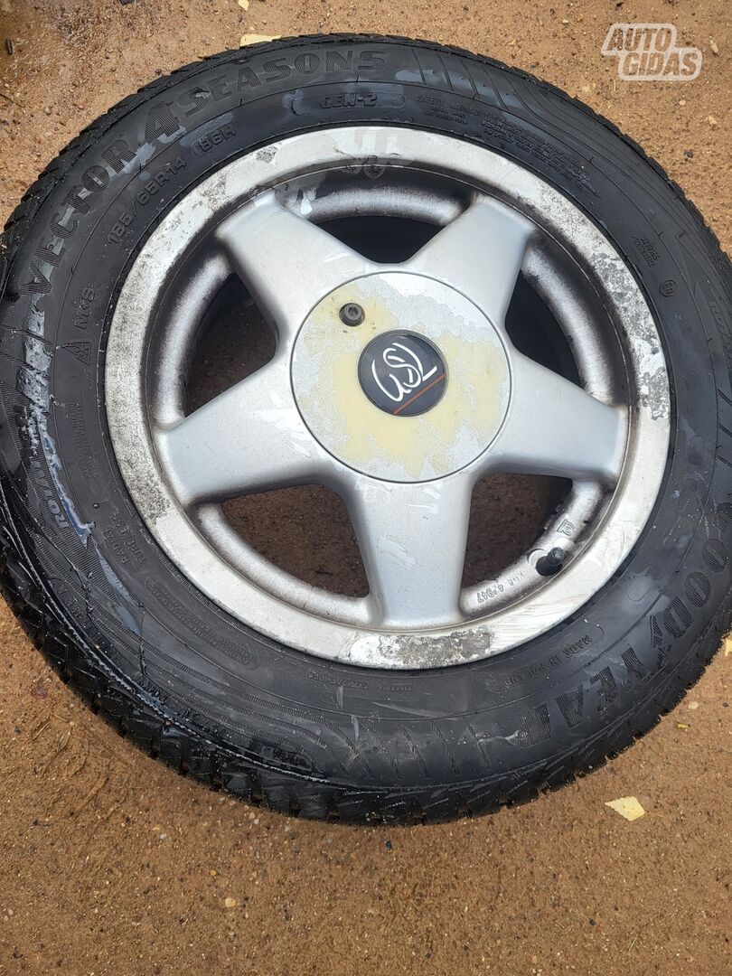 Audi 80 light alloy R14 rims