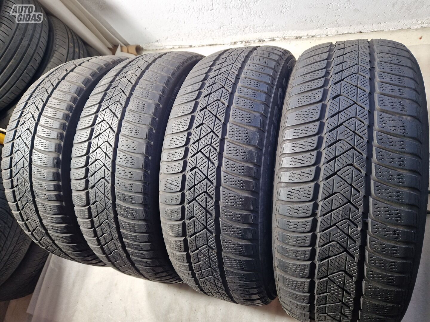 Pirelli 5-6mm R17 winter tyres passanger car