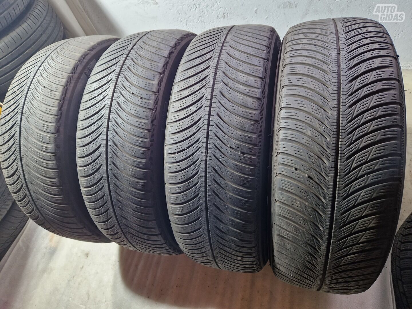 Michelin 4-5mm R18 žieminės padangos lengviesiems