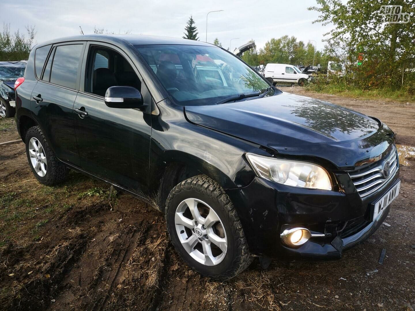 Toyota Rav-4 2011 y parts