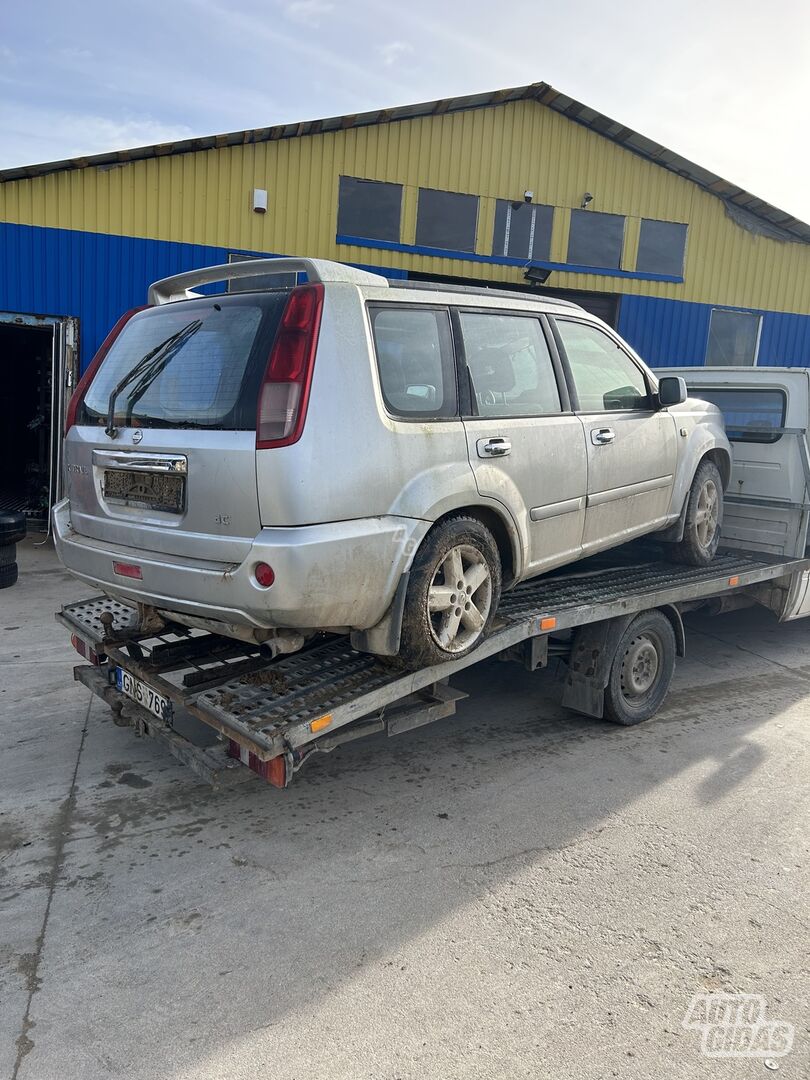 Nissan X-Trail 2006 m dalys