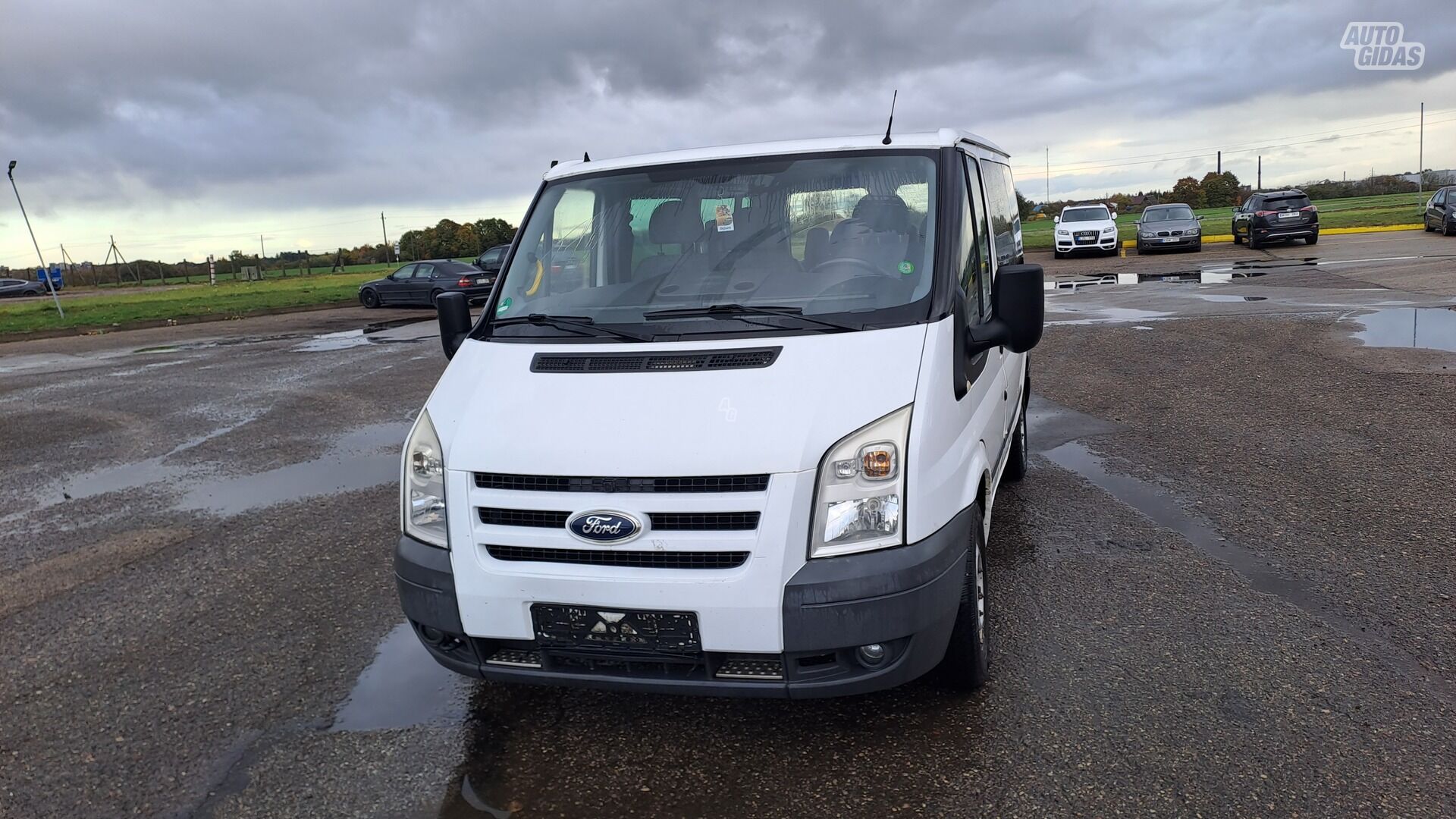 Ford Transit FT 300S 2011 y