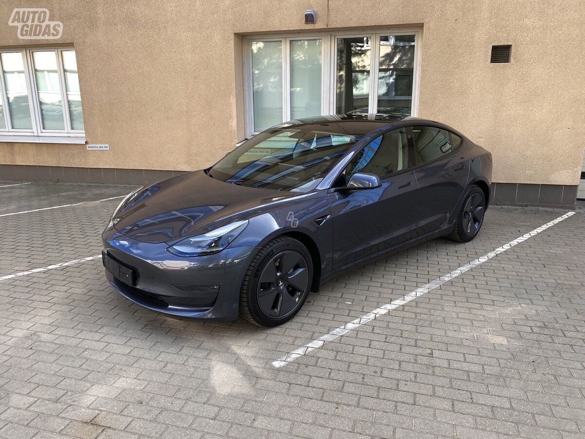 Tesla Model 3 2021 г Седан