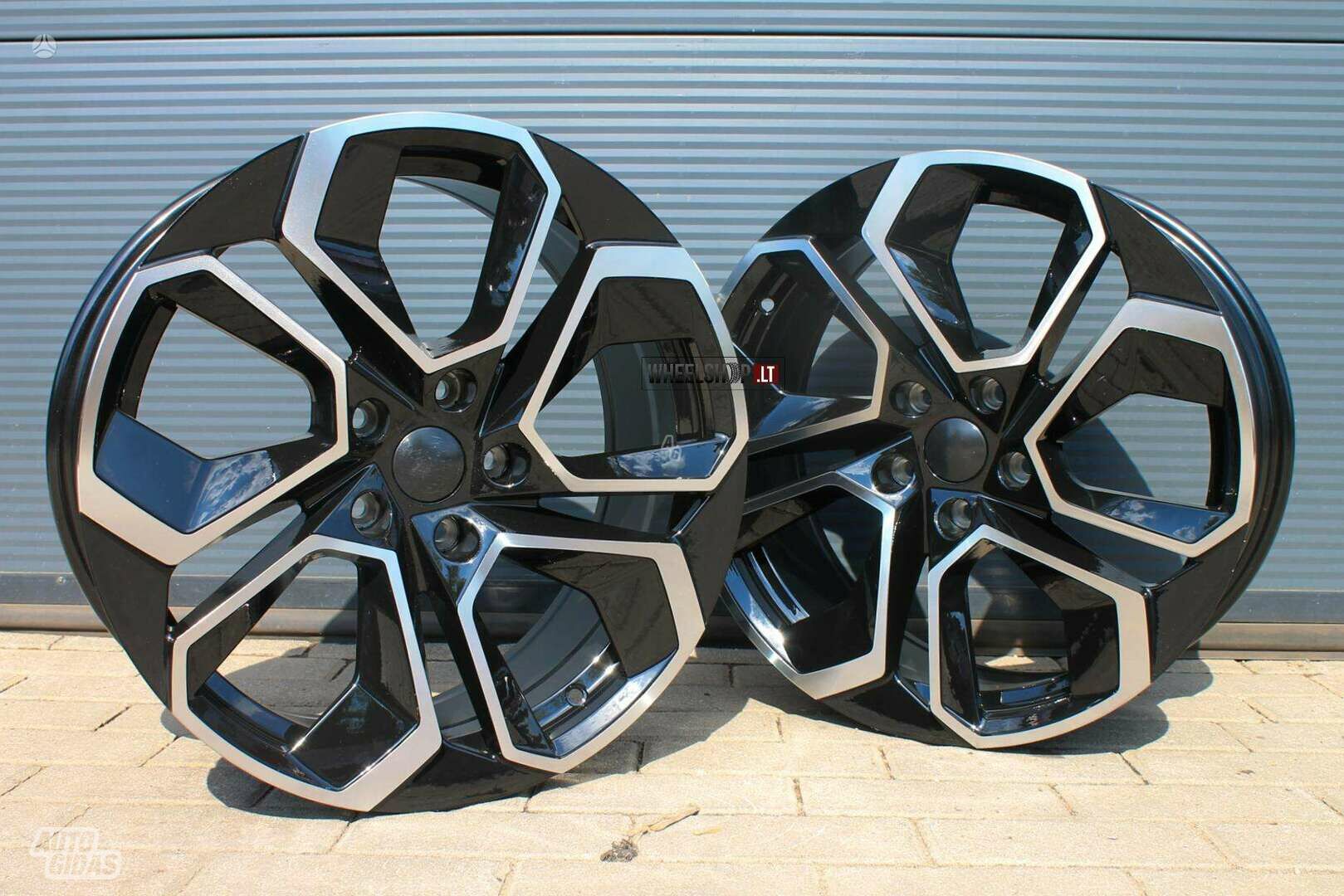 RS561 Style rims