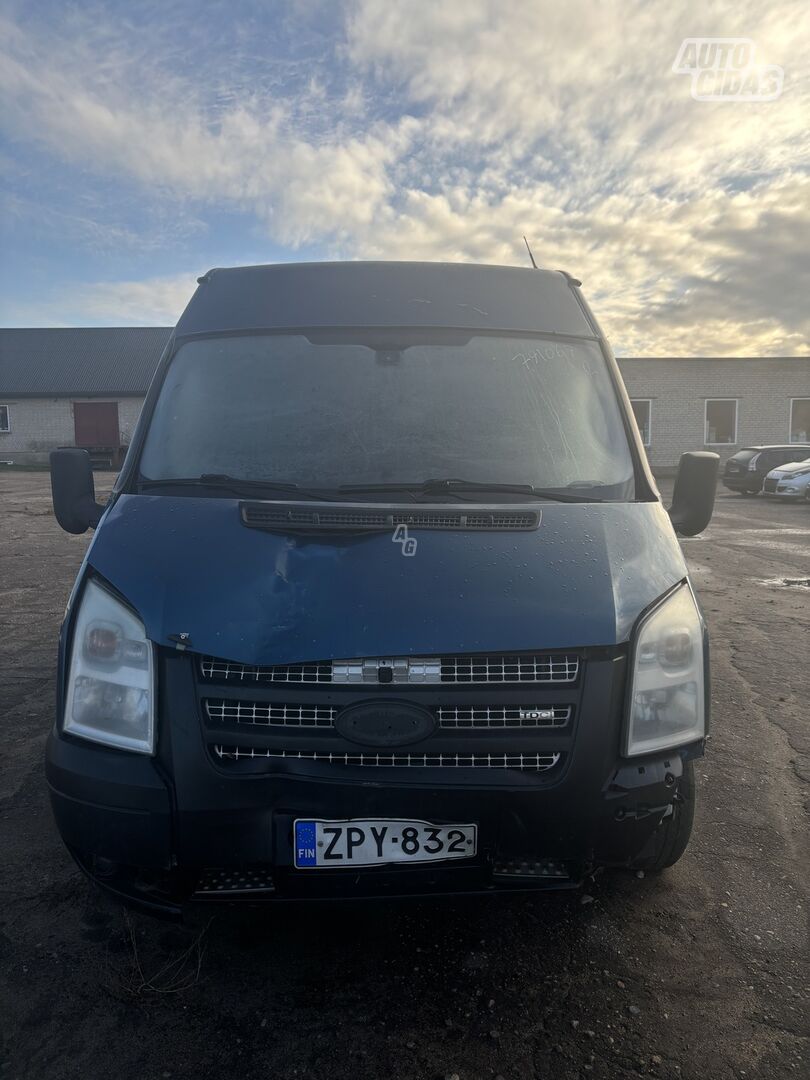 Ford Transit 2008 y parts