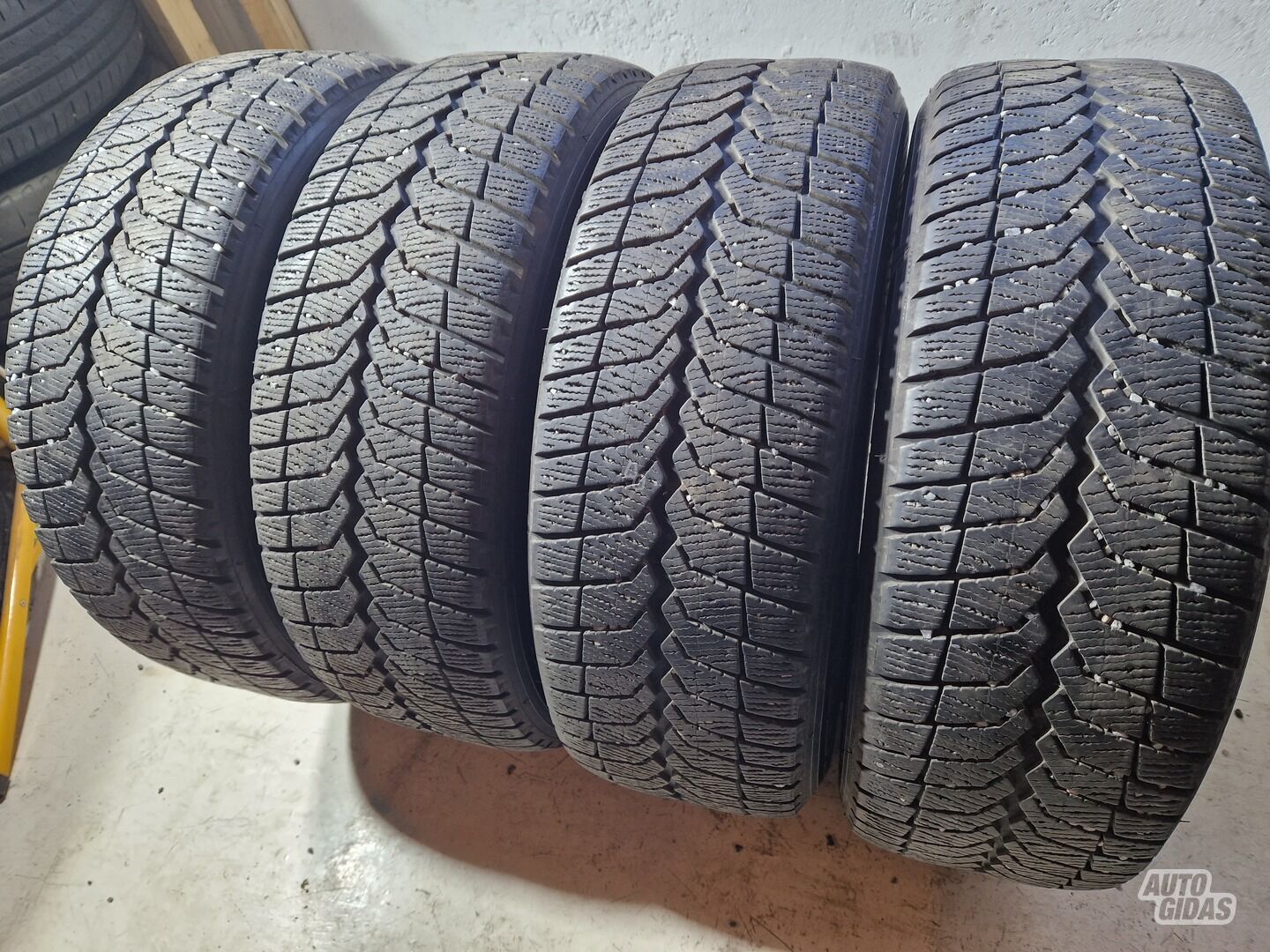 Vredestein 6mm R16 winter tyres passanger car
