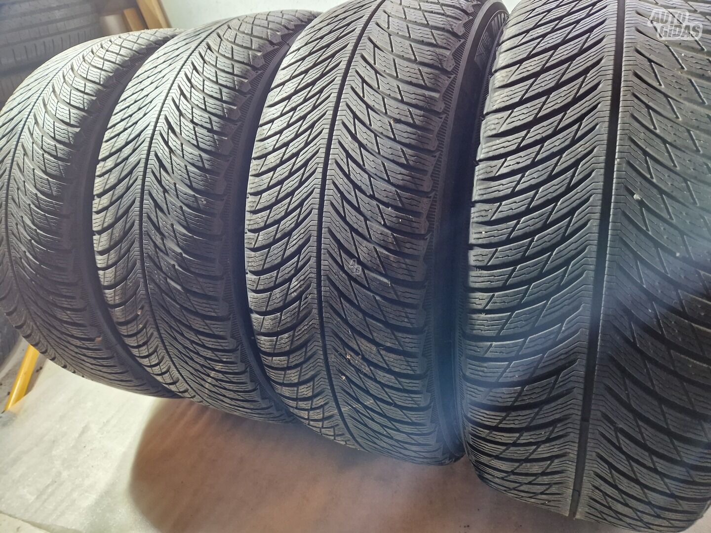 Michelin 6-7mm R19 winter tyres passanger car