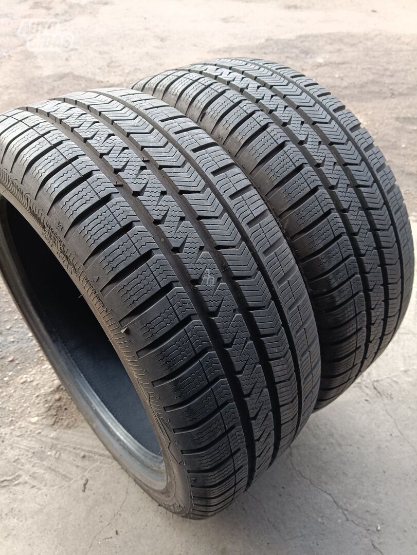 Vredestein R17 winter tyres passanger car