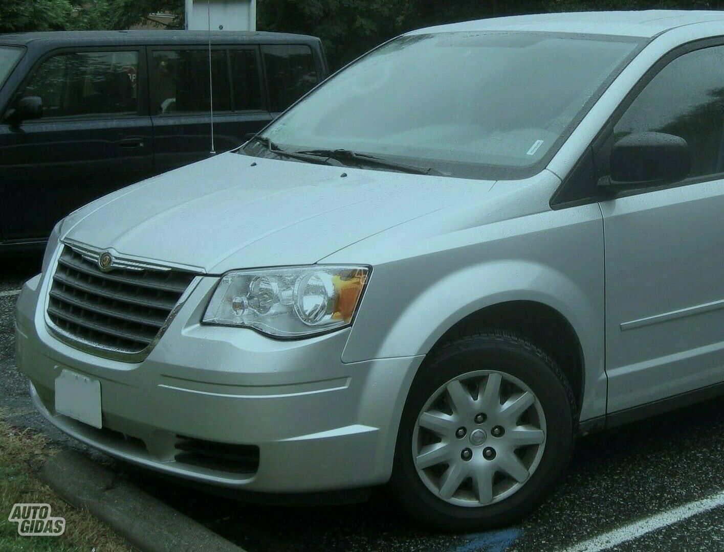 Chrysler Town & Country 2009 m dalys