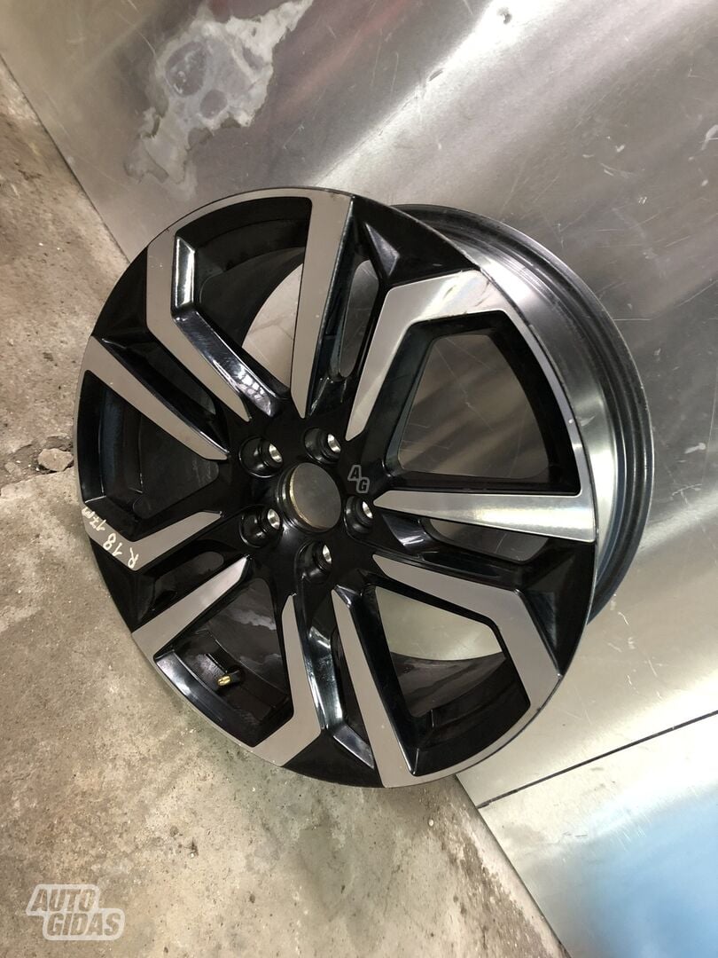 Light alloy R18 rims